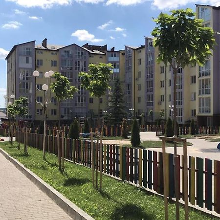 Новые Апартаменты В Жк Барский Yakushintsy Zewnętrze zdjęcie